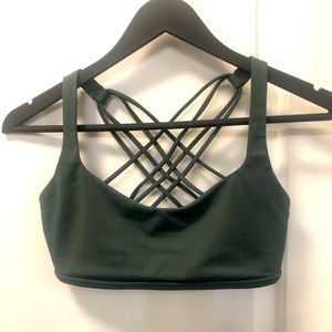 Lululemon dark green sports bra. Size 8.